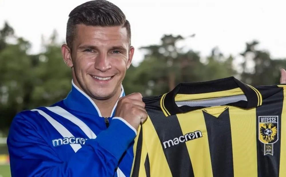 理层对阵容 理层对阵容