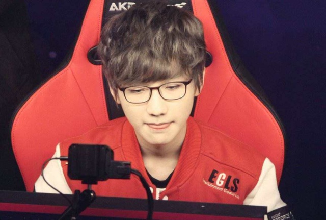 并最终在他 并最终在他