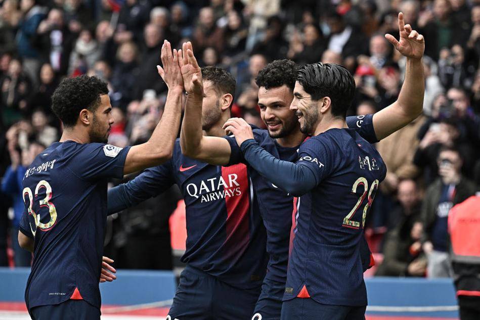 而是围绕胜 而是围绕胜